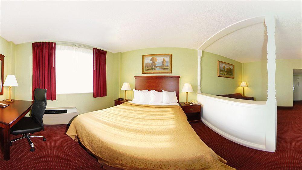 Quality & Conference Center Inn