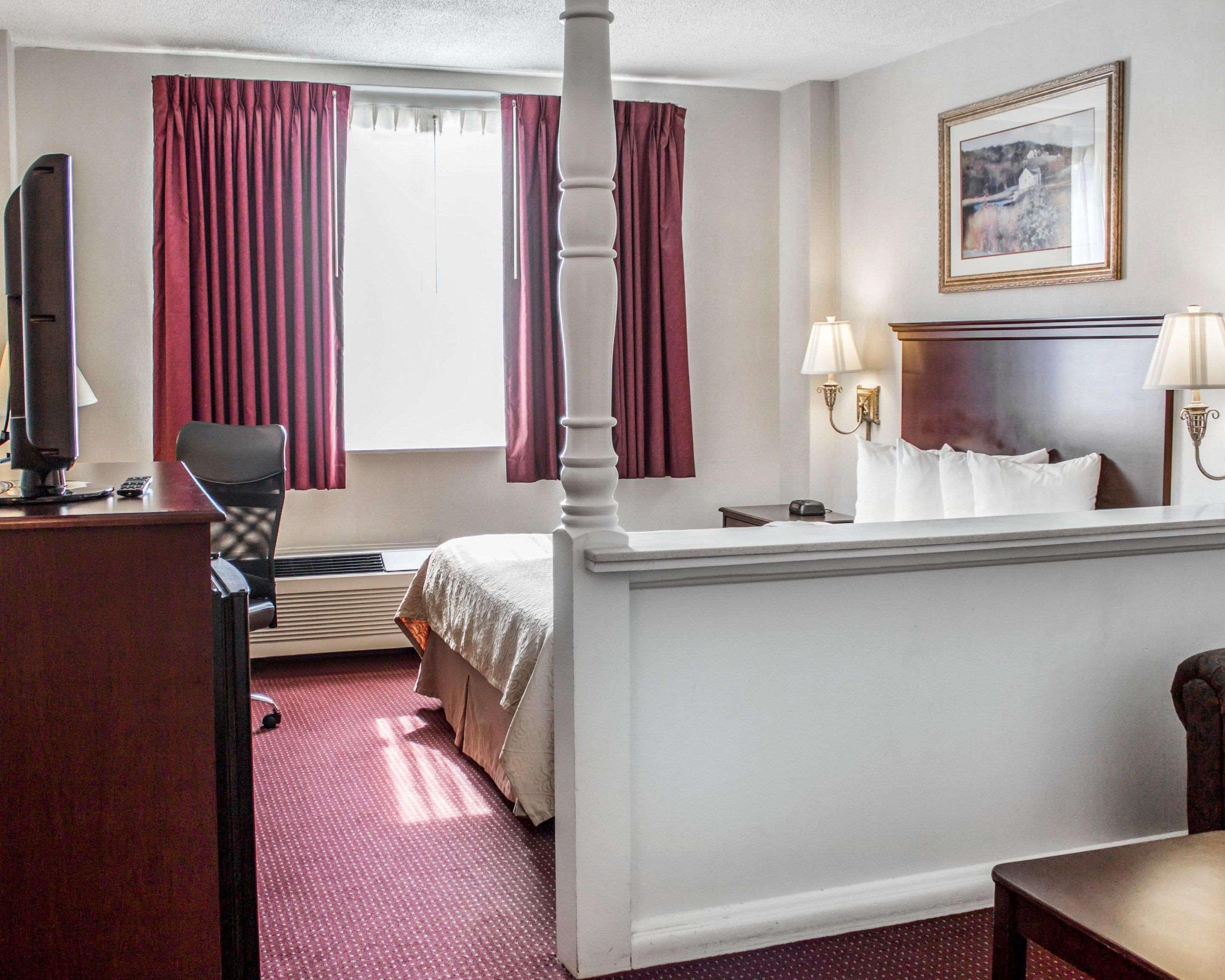 Quality & Conference Center Inn