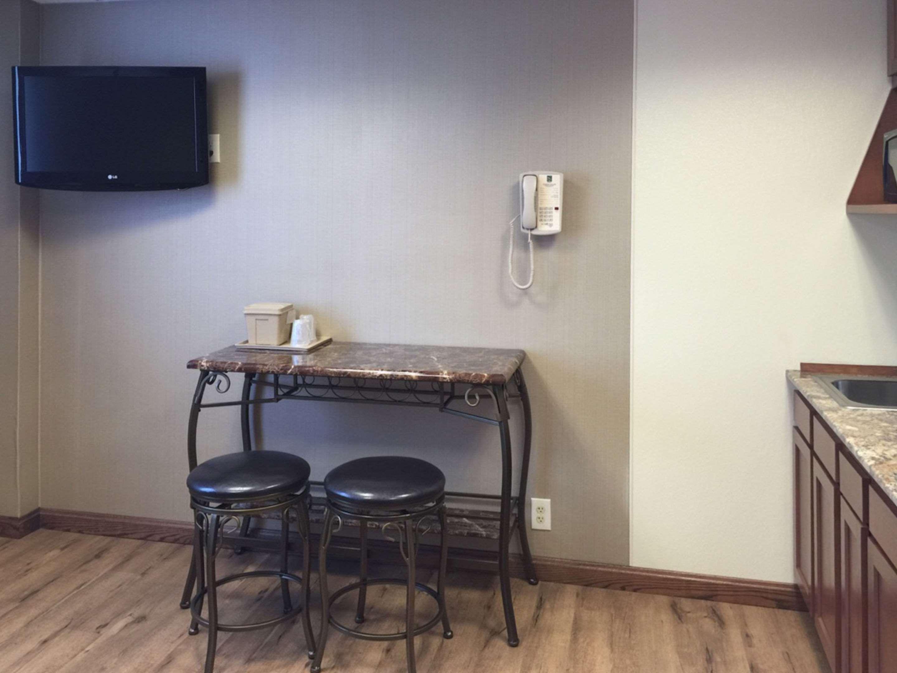 Quality & Conference Center 3*